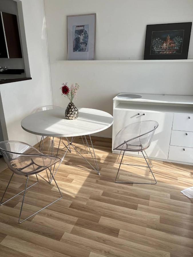 ורשה Apartment In The Old Town - Stare Miasto , Wi-Fi - By Hik Apartments מראה חיצוני תמונה